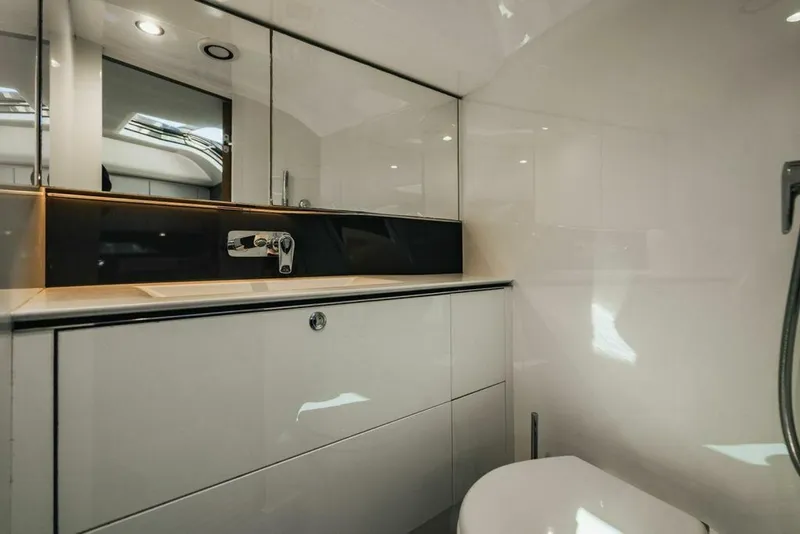 Slide: The Image of Princess R35 2020 - 4314104