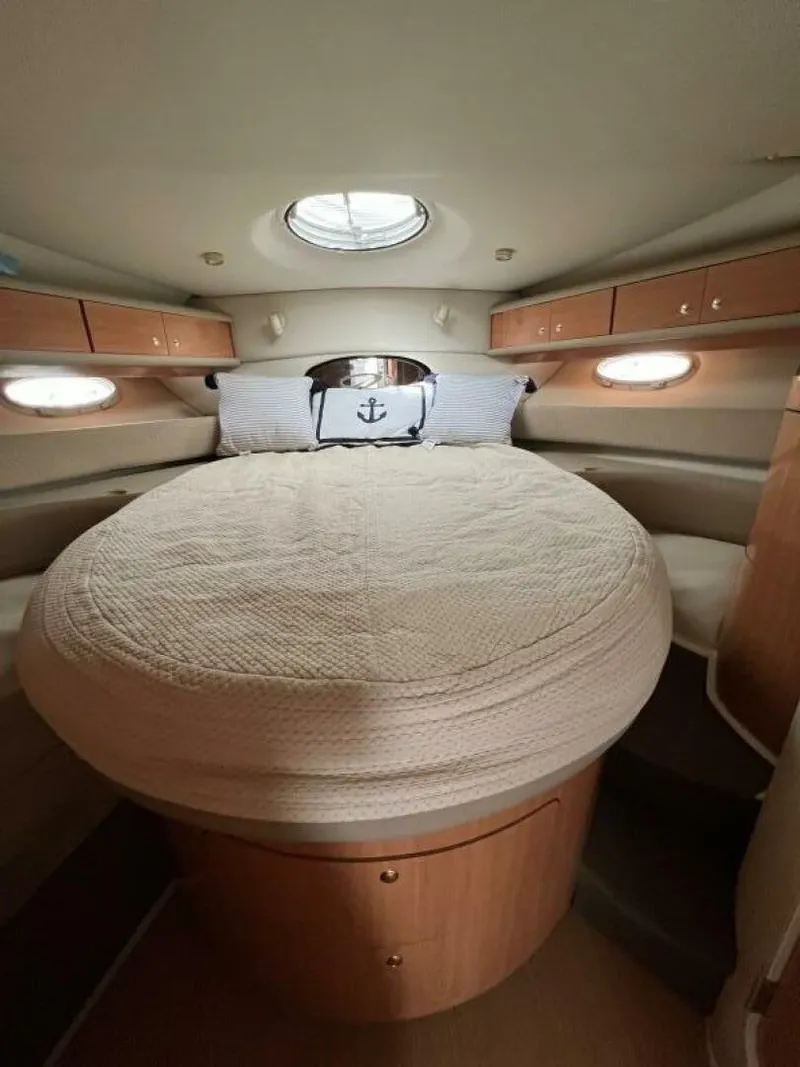 Slide: The Image of Regal 4160 Commodore 2000 - 4344791