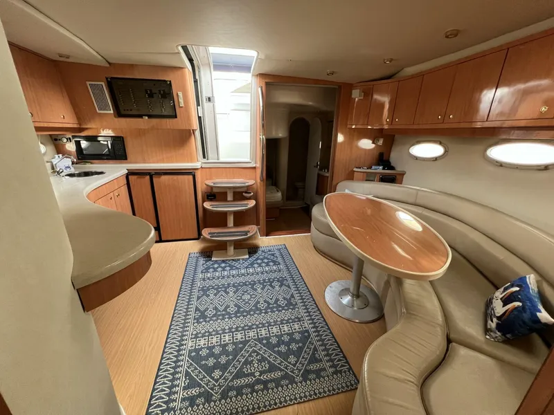 Slide: The Image of Regal 4160 Commodore 2000 - 4344795