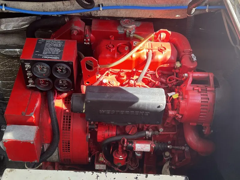 Slide: The Image of Regal 4160 Commodore 2000 - 4344800