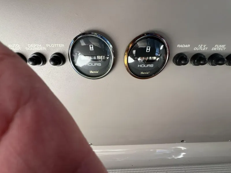 Slide: The Image of Regal 4160 Commodore 2000 - 4344801