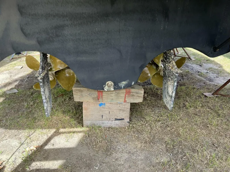 Slide: The Image of Regal 4160 Commodore 2000 - 4344776