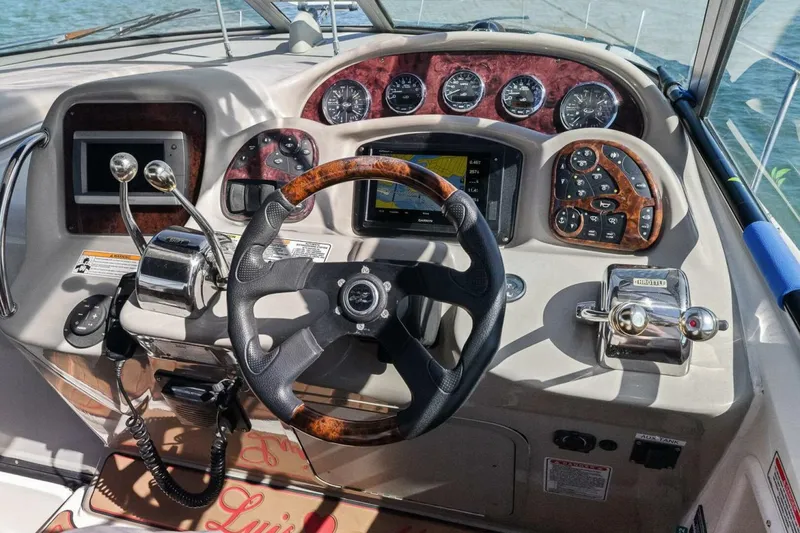 Slide: The Image of Sea Ray 320 Sundancer 2006 - 4315489