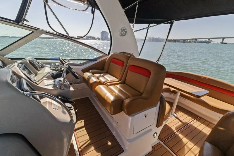 Slide: The Image of Sea Ray 320 Sundancer 2006 - 4315490