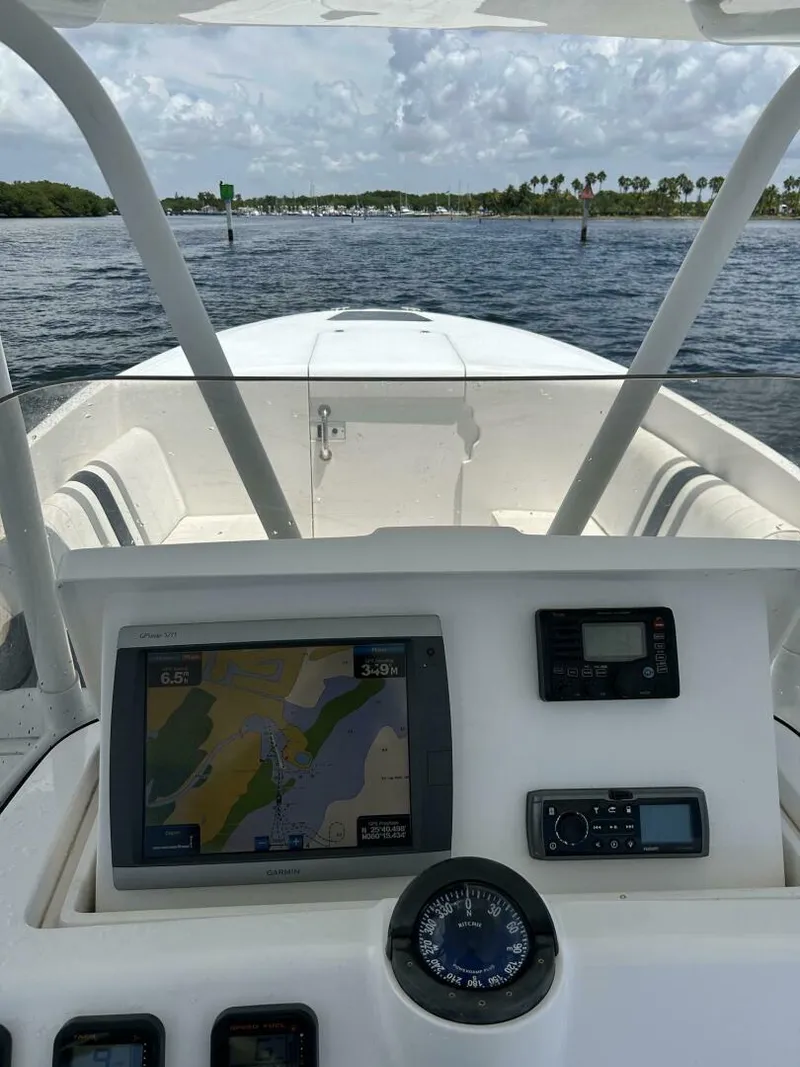 Slide: The Image of Intrepid 323 Cuddy 2011 - 4315768