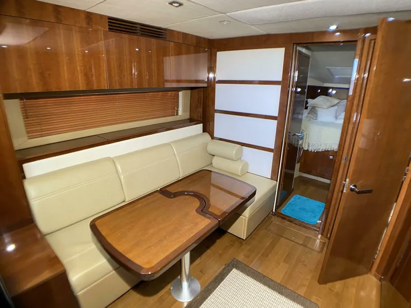 Slide: The Image of Sea Ray 45 Sundancer 2010 - 4315822