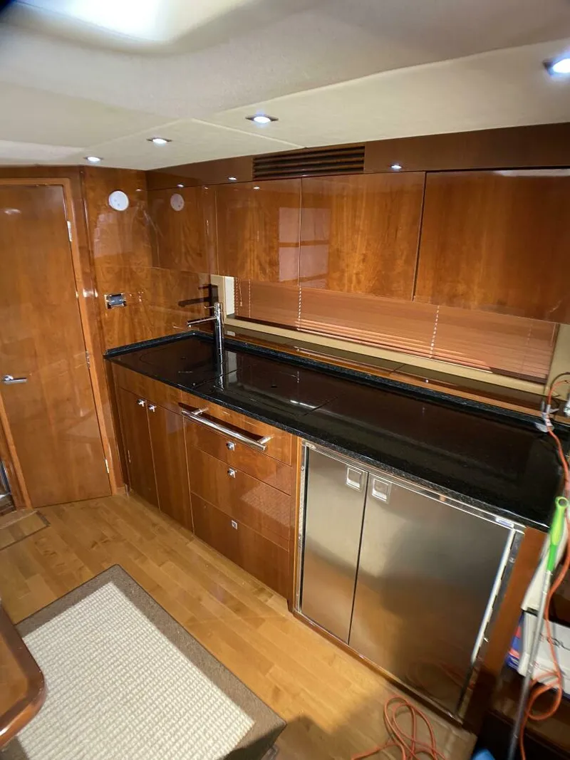 Slide: The Image of Sea Ray 45 Sundancer 2010 - 4315827