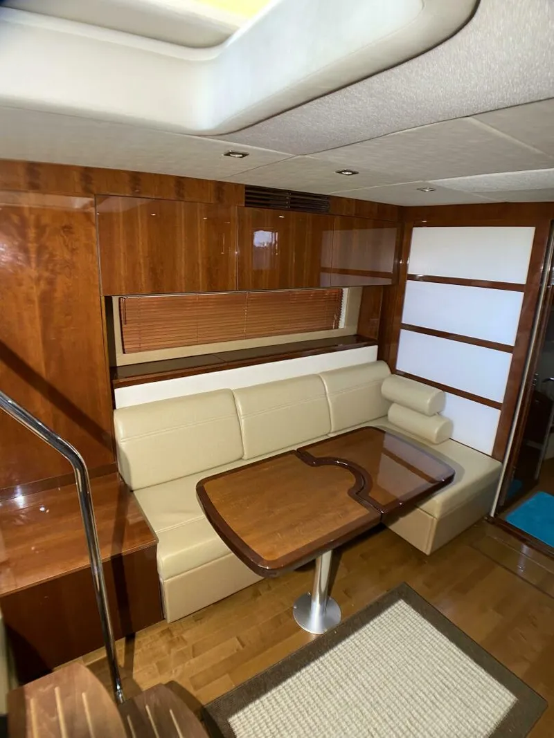 Slide: The Image of Sea Ray 45 Sundancer 2010 - 4315828
