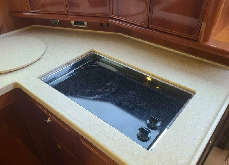 Slide: The Image of Riviera 47 Enclosed Flybridge Series II 2009 - 4315915