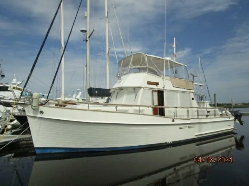 Slide: The Image of 46' Grand Banks port forward profile4 - 4316005