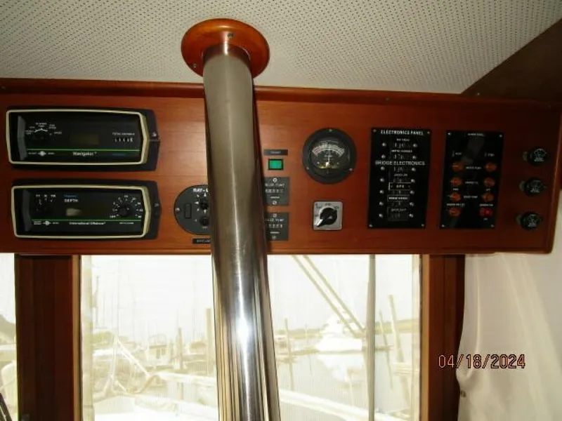 Slide: The Image of 46' Grand Banks lower helm electronics2 - 4315991