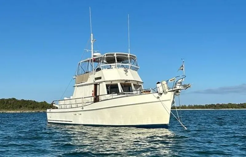 Slide: The Image of 46' Grand Banks starboard forward profile1 - 4316023