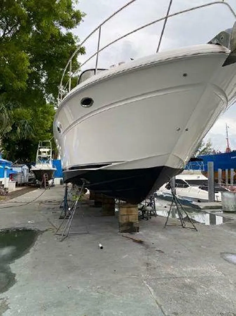 Slide: The Image of Sea Ray 520 Sedan Bridge 2007 - 4316570