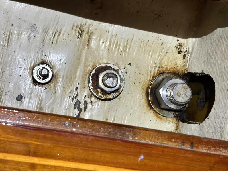 Slide: The Image of Through hulls - 5127928