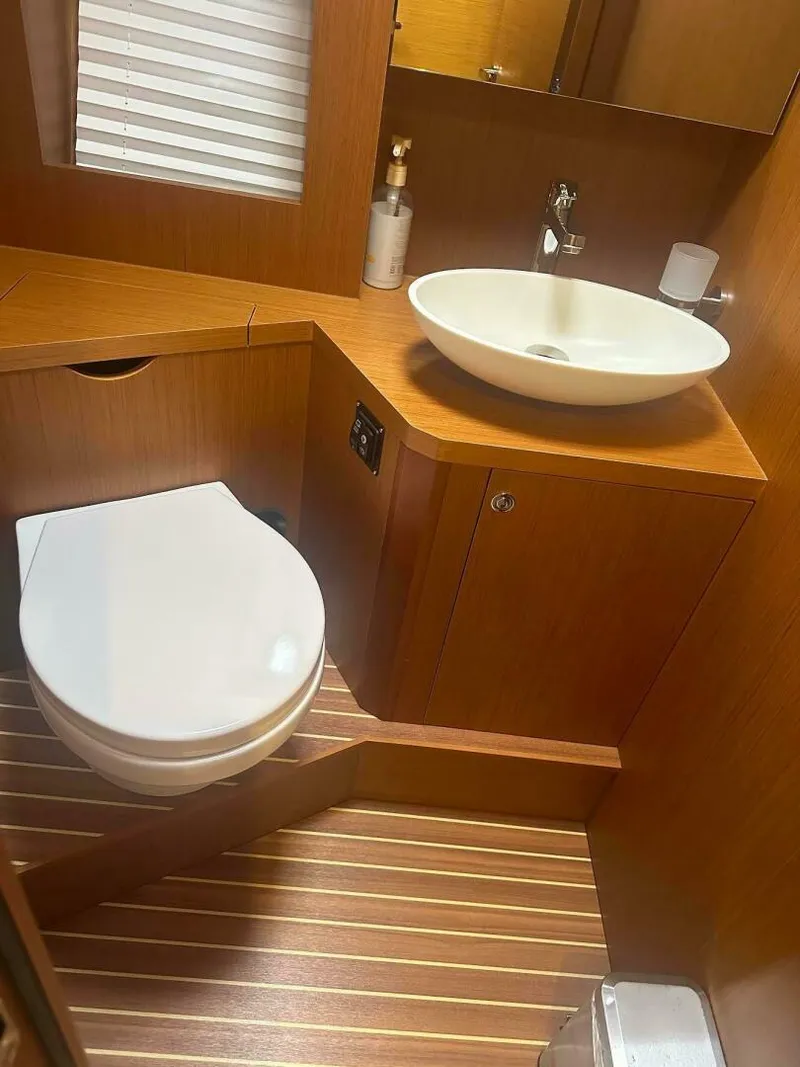 Slide: The Image of Beneteau Swift Trawler 47 2019 - 4319369