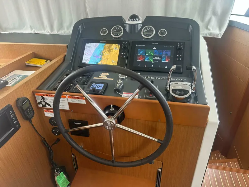 Slide: The Image of Beneteau Swift Trawler 47 2019 - 4319348