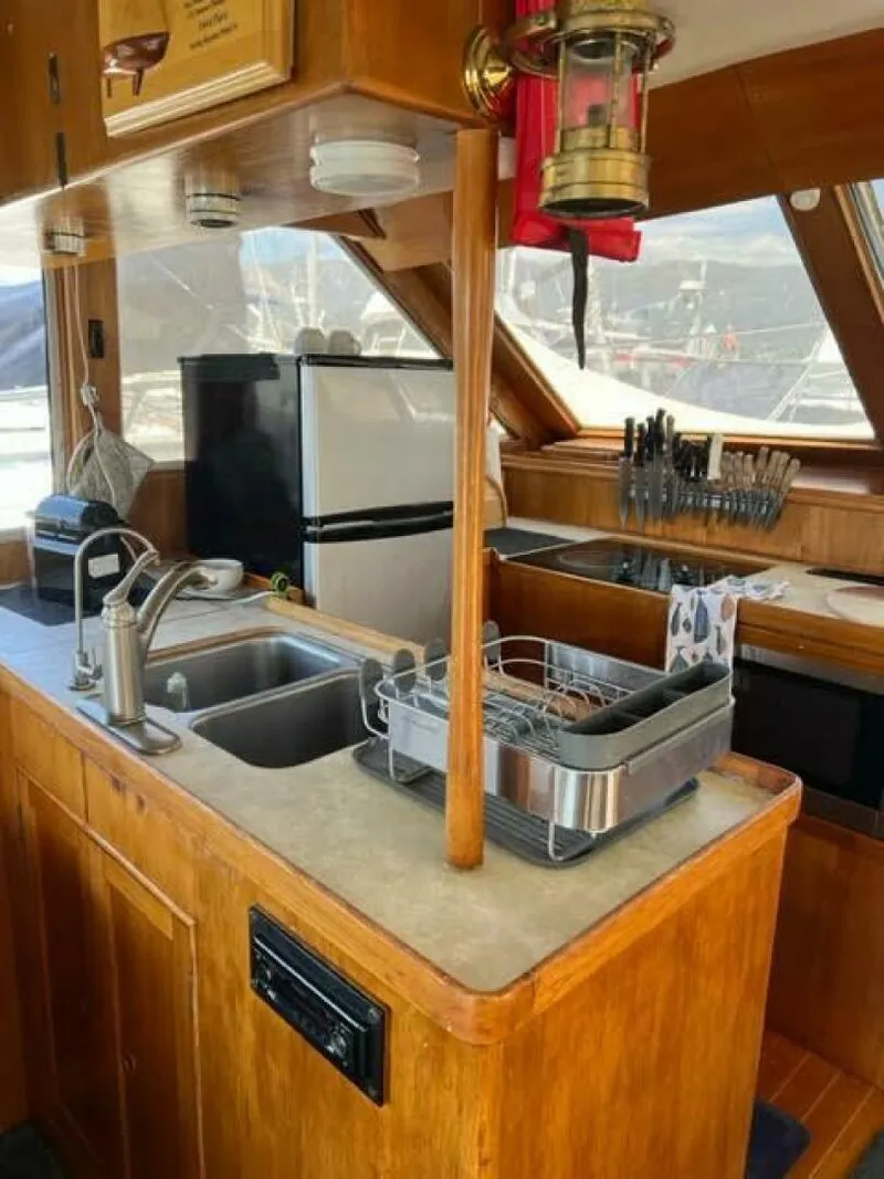 Slide: The Image of Island Gypsy Motor Cruiser Sedan 1984 - 4319436