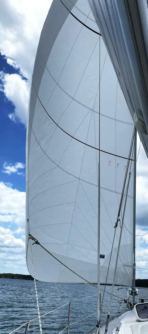 Slide: The Image of 1997 Catalina 400 Schurr Genoa - 4321427