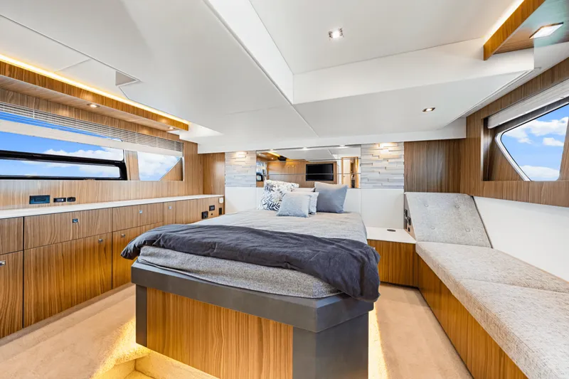 Slide: The Image of Cruisers 50 Cantius 2024 - 5598442