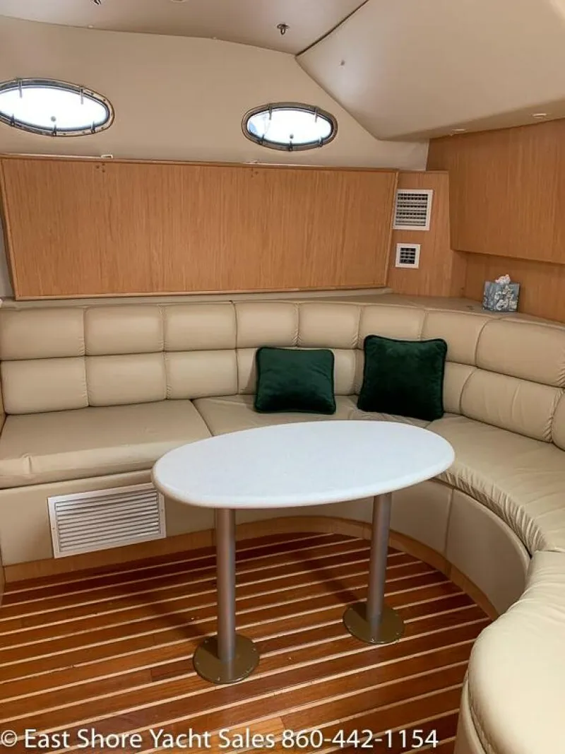 Slide: The Image of Tiara 4000 Express 2003 - 4322996