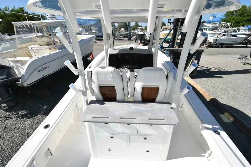 Slide: The Image of Regulator Marine 30XO 2023 - 5242044