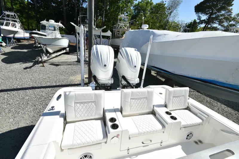 Slide: The Image of Regulator Marine 30XO 2023 - 5242042