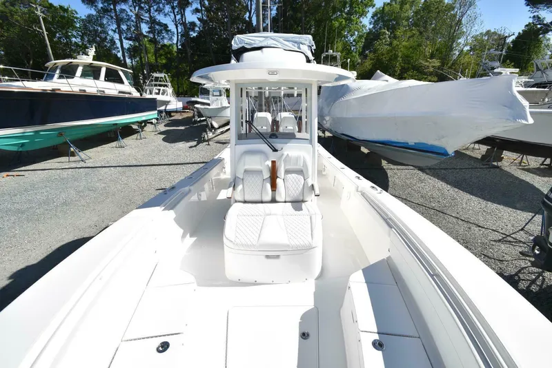 Slide: The Image of Regulator Marine 30XO 2023 - 5242060