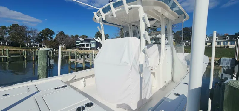 Slide: The Image of Regulator Marine 30XO 2023 - 5242066