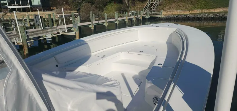 Slide: The Image of Regulator Marine 30XO 2023 - 5242068