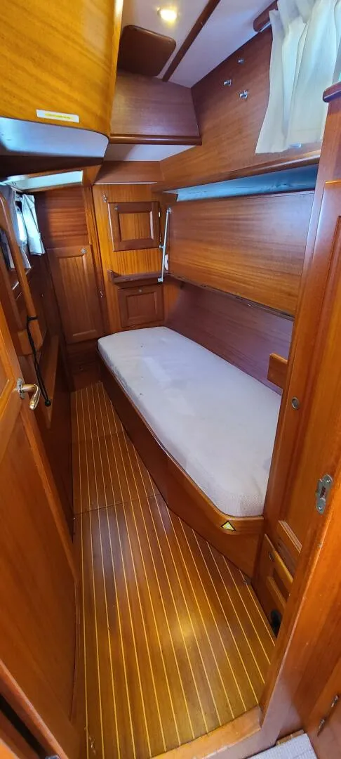 Slide: The Image of Malo 45 1999 - 4323775