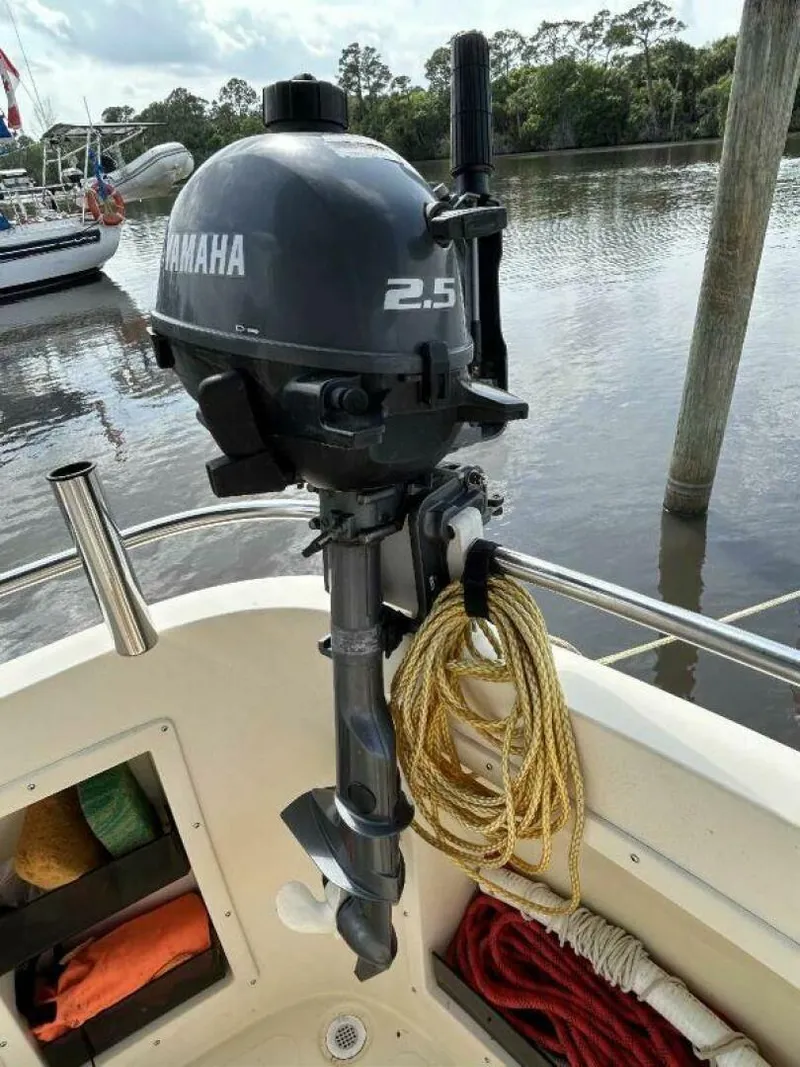 Slide: The Image of No Rush Dinghy Outboard Motor - 4329905
