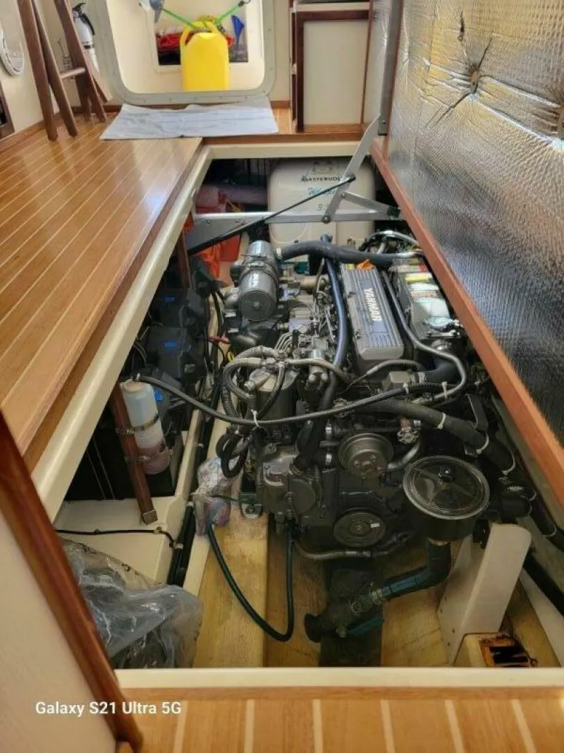 Slide: The Image of No Rush Engine Room - 4329921