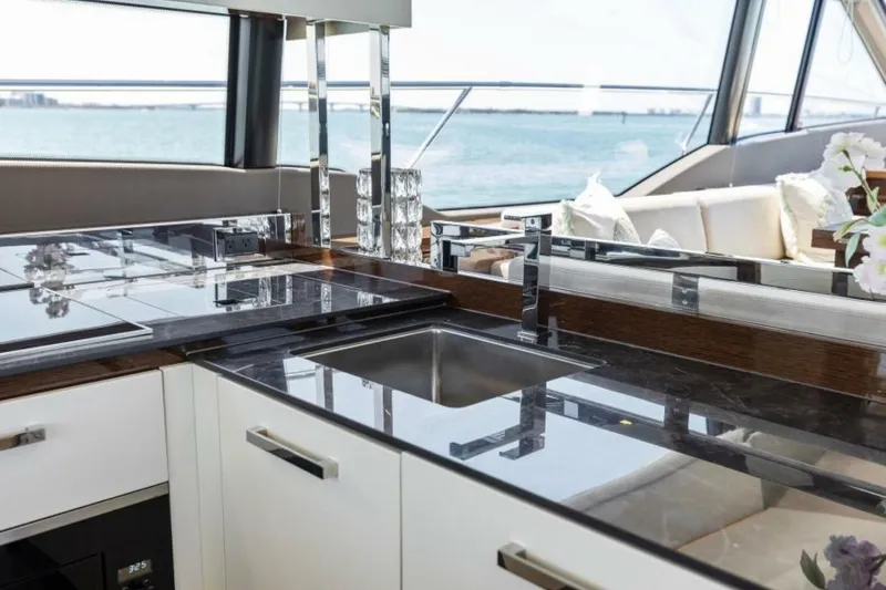 Slide: The Image of 2019 Prestige 63 Flybridge 'Peace' - 4327464