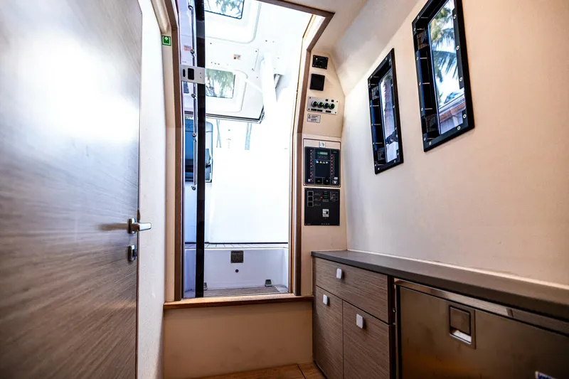 Slide: The Image of Cabin - 4328254