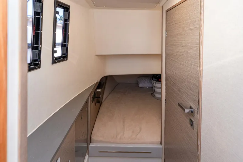 Slide: The Image of Cabin - 4328263
