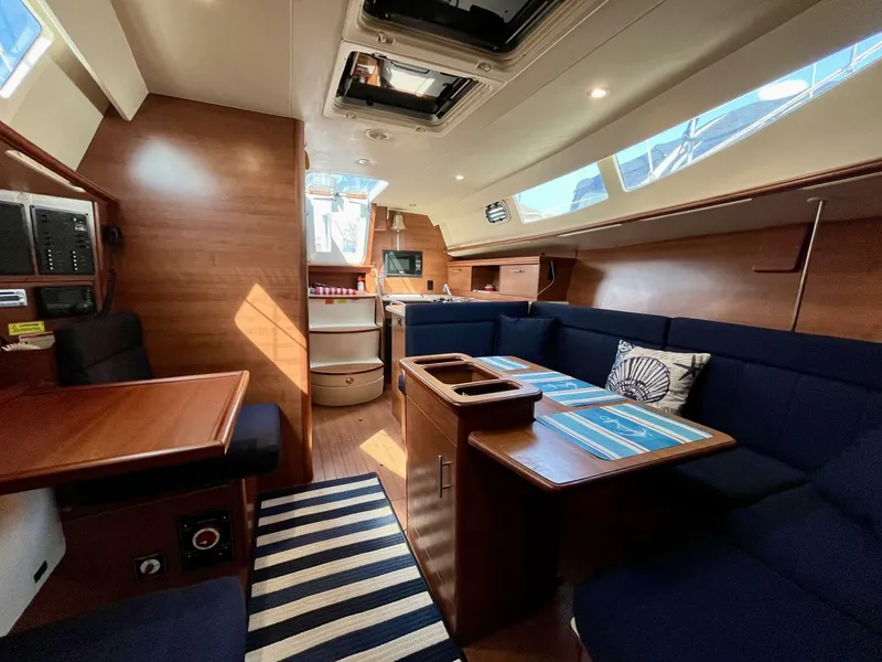 Slide: The Image of Marlow-Hunter 33 2012 - 4329168