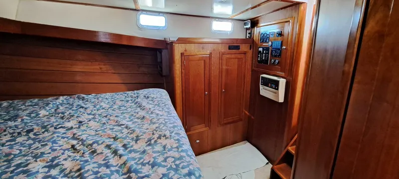 Slide: The Image of Forward master - 4334480