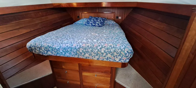 Slide: The Image of Forward master - 4334485