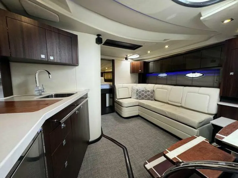 Slide: The Image of Monterey 400 Sport Yacht 2012 - 4329774