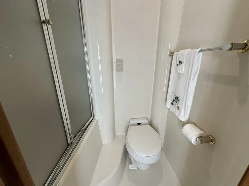 Slide: The Image of Bayliner 5288 2000 - 4487383