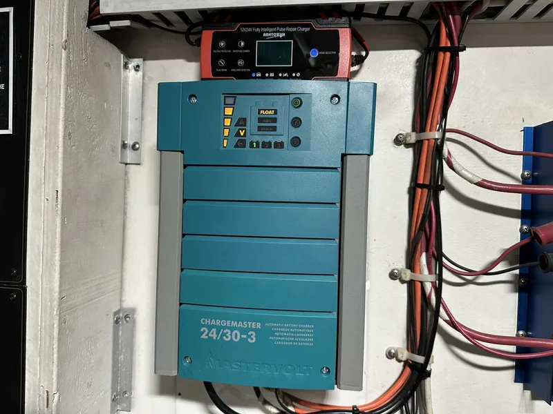 Slide: The Image of Bayliner 5288 2000 - 4330465