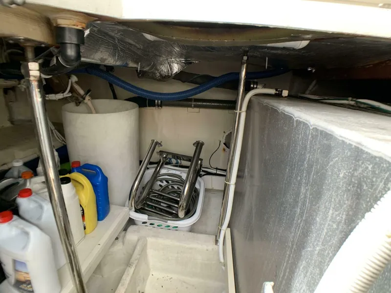 Slide: The Image of Carver Yachts 56 Voyager 2006 - 4330791