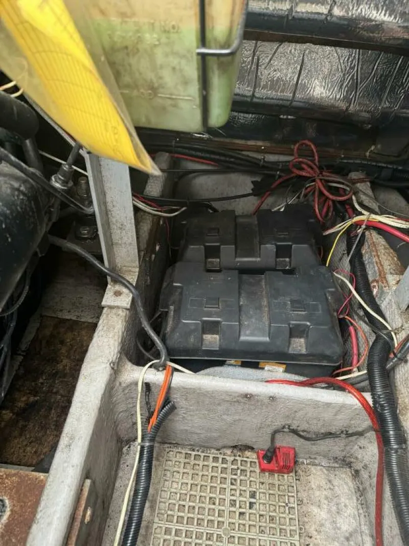 Slide: The Image of Carver Mariner 3297 1990 - 4334077