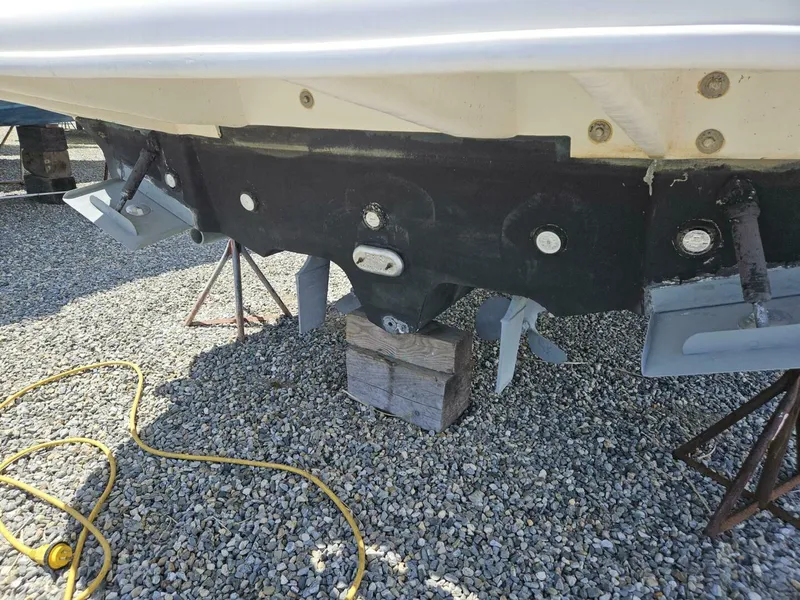 Slide: The Image of Sea Ray 320 2004 - 4413020