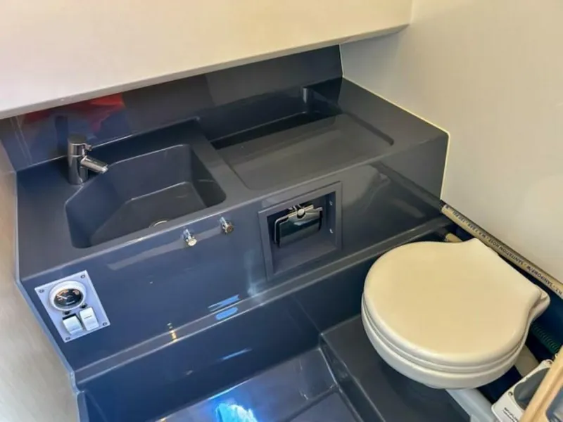 Slide: The Image of Windy SR28 CC 2024 - 4402408