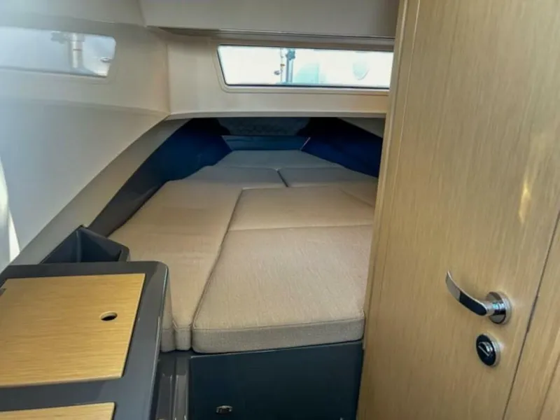 Slide: The Image of Windy SR28 CC 2024 - 4402409