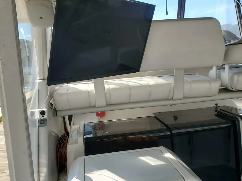 Slide: The Image of Carver Yachts 355 1996 - 4335294