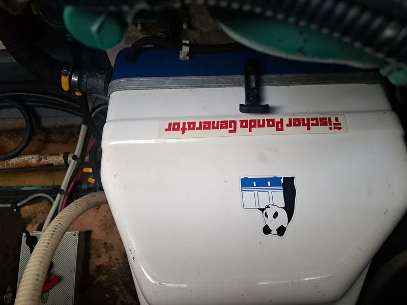 Slide: The Image of Cranchi Endurance 39 2003 - 4335645