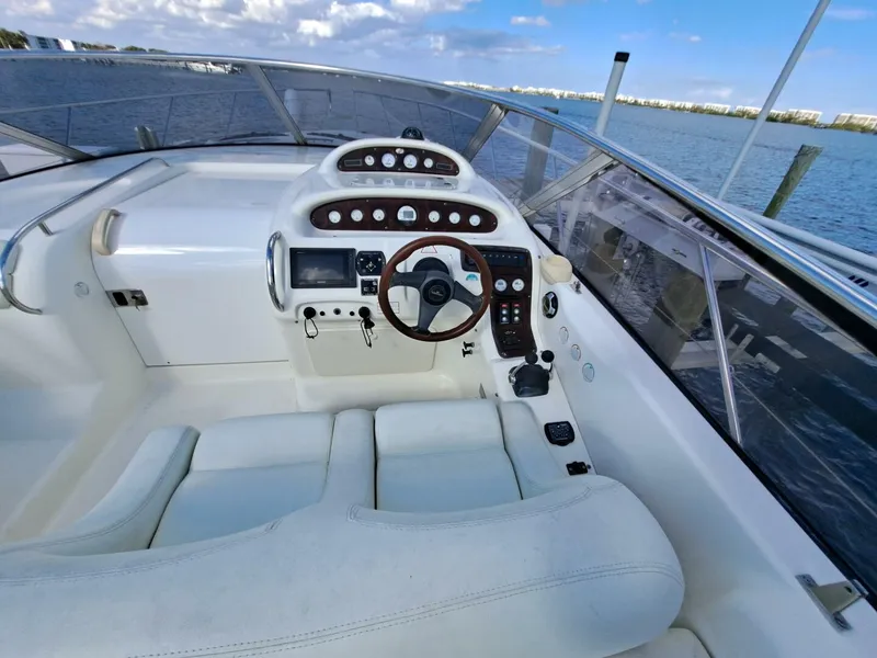 Slide: The Image of Cranchi Endurance 39 2003 - 4335630