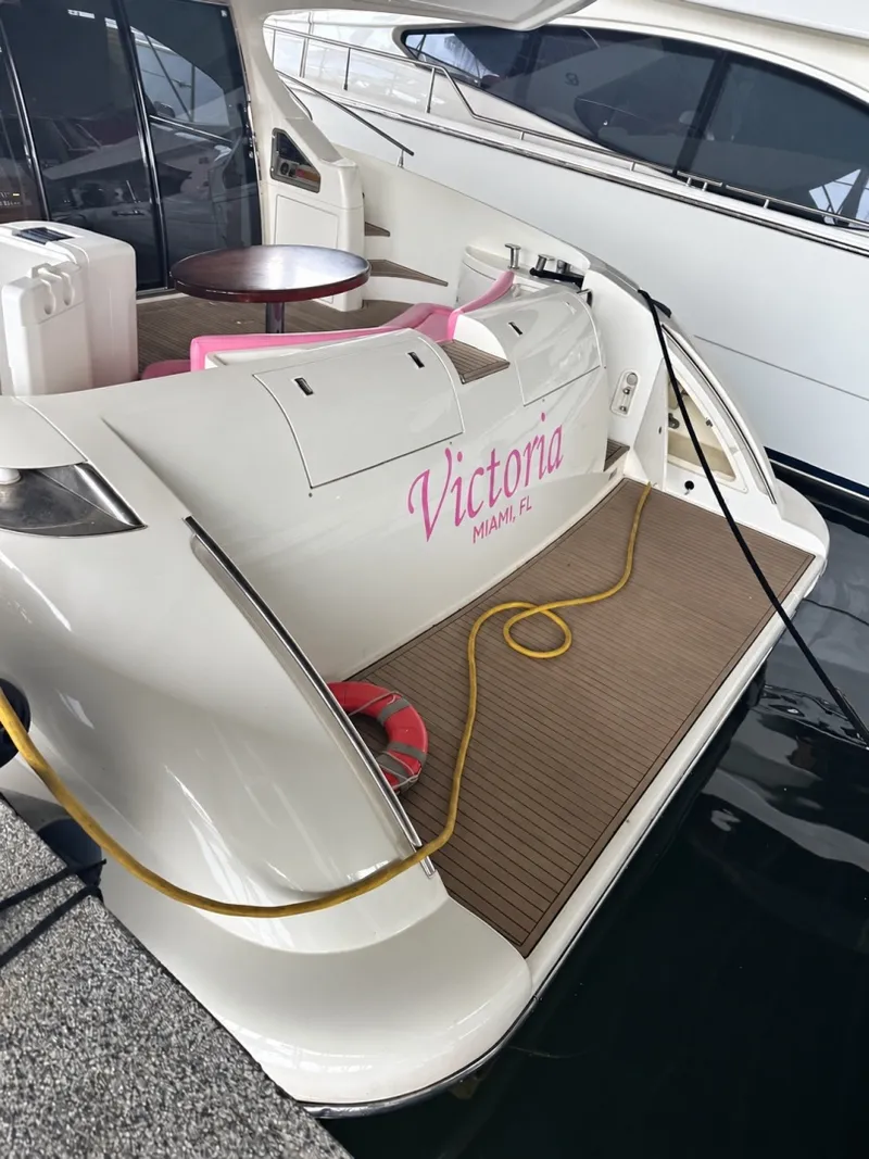 Slide: The Image of Azimut 62 2004 - 7663406
